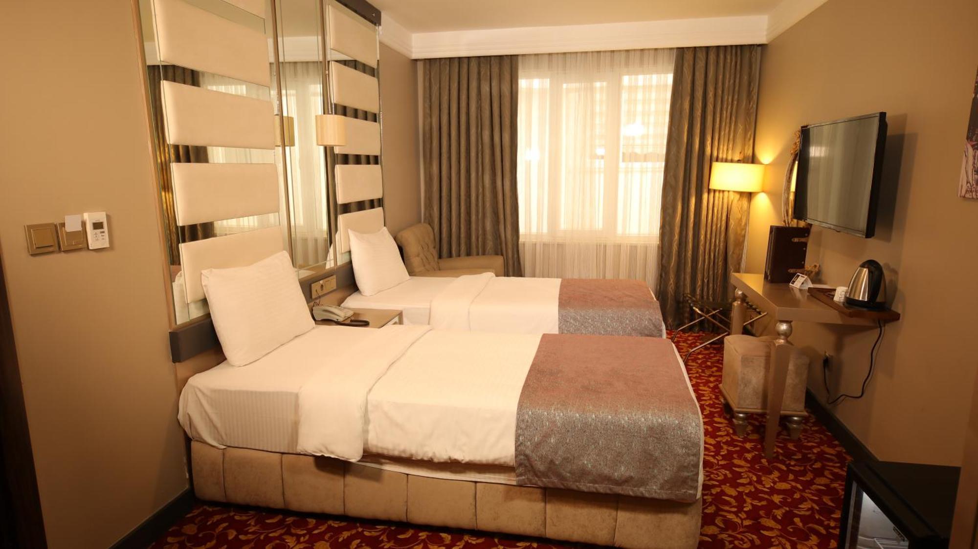 Reform Hotel Ван Экстерьер фото
